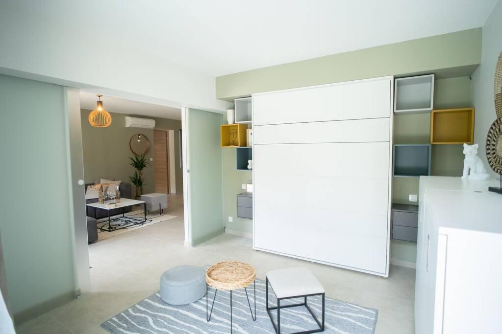 Rez De Villa De Charme-Piscine-3 Chambres 6 Pers Saint-Raphaël Esterno foto